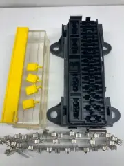 12 plus 4 position Blade Fuse Block Holder weather proof