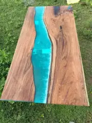 River Design Blue Epoxy Resin Dining Table Top Luxurious Walnut Wood Counter Top