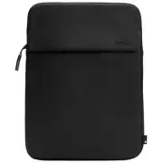 Incase Crosstown Laptop Sleeve for 16" Laptops - Black [INCO400804-BLK]