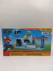 Super Mario Nintendo 2.5" Switchback Hill Diorama Set
