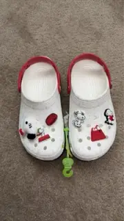 Crocs Peanuts Snoopy W8