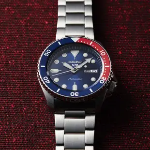 SEIKO 日本精工 盾牌5系列 銀帶藍紅框日期星期顯示三針自動機械錶-SBSA003