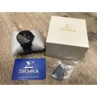 在飛比找蝦皮購物優惠-SIGMA簡約時尚藍寶石鏡面黑色大錶面防潑水手錶腕錶 二手