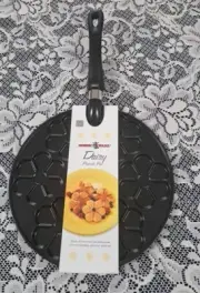 Nordic Ware Daisy Flower Pancake Griddle Non-stick Cast Aluminum USA Made New