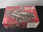 AMT Mercedes 300 SL Gull-Wing Coupe 1/25