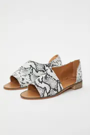 Print Side Cut Out Flats - Size 5, Women's Trial Accs