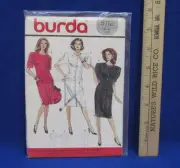 Burda Womens Dress Button Up Patterns # 5112 Size 10-22 Sewing Pockets