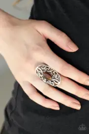 Paparazzi: GLEAM Big - Brown Ring
