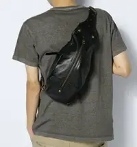 在飛比找樂天市場購物網優惠-韓國 皮革 側背包 皮革 腰包 暗黑 潮流包