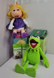 Scentsy Disney Kermit The Frog and Miss Piggy Muppets Buddies with Scent Packs