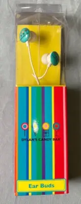 Dylan's Candy Bar Ear Buds & 6 Tips Silicone NEW