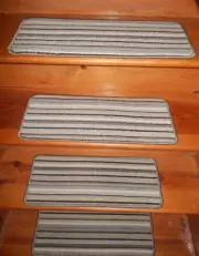 13 = Step 9'' x 23'' Stair treads Tufted carpet Woven Wool Blend .