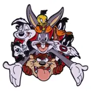 Bugs Bunny Daffy Duck Sylvester Tweety Taz Pepe & Lover Looney Tunes Metal Pin