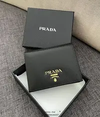 在飛比找Yahoo奇摩拍賣-7-11運費0元優惠優惠-LUX精品PRADA saffiano leather wa