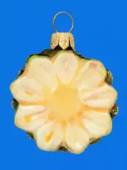 a Small PINEAPPLE SLICE EUROPEAN BLOWN GLASS CHRISTMAS ORNAMENT DECORATION