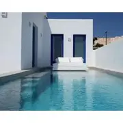 Thadeos Villa With Private Jetted Pool