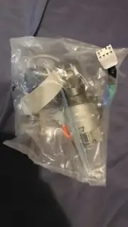 Genuine Hyundai 2007 Entourage ignition lock
