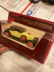 VINTAGE NIB MATCHBOX MODELS OF YESTERYEAR 1930 PACKARD VICTORIA, #Y-15 WOW!!
