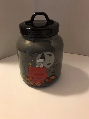 Peanuts Snoopy Woodstock Halloween Cookie Jar Brand New