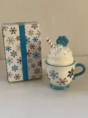 NEW Temp-tations Seasonal Snowflakes - WHITE Stacking Salt & Pepper Shakers NIB