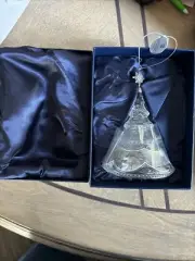 NIB Thomas Kinkade “The Sparkle Of Christmas 2019 Crystal Holiday Tree Ornament