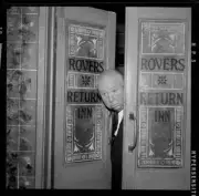 English Film Director Alfred Hitchcock 1964 OLD TV PHOTO 4