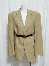 在飛比找Yahoo!奇摩拍賣優惠-日本古著vintage 男款外套西裝  實物顏色沒有那么黃