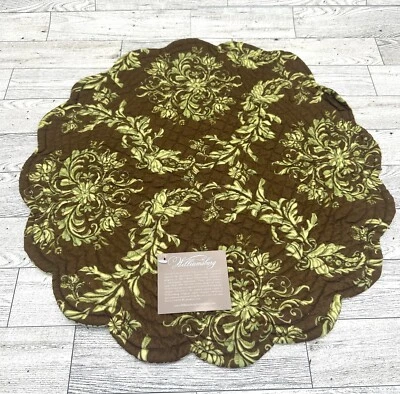 NWT Colonial Williamsburg Round Reversible Green & Brown Quilted Placemats 6 EA