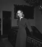 Mary Ure after landing a contract with the Korda Organisation 1950s Old Photo