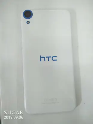 HTC Desire 820 D820g 5.5吋 光學防手震 八核心智慧型手機 二手 外觀9成5新 白色手機 使用功能正常 手機整體無傷剛換原廠新電池