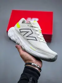 在飛比找Yahoo!奇摩拍賣優惠-新百倫New Balance NB Fresh Foam 輕