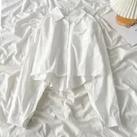 在飛比找ETMall東森購物網優惠-外套女慵懶風polo領短款白色襯衫