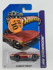 Hot Wheels 2013 Showroom Red ‘64 Corvette Sting Ray #204 A12