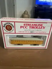 NEW BACHMANN HO PCC TROLLEY TRANSIT ITEM# 62946 TRAIN LAYOUT