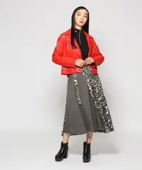 在飛比找Yahoo!奇摩拍賣優惠-【全新現貨】日本女款真皮皮衣機車夾克  正紅色 原標