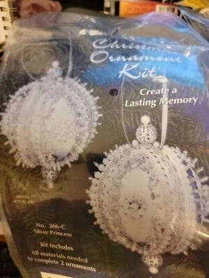 Sulyn Holiday Time SILVER PRINCESS Vtg Sequin Bead Christmas Ornament Kit Boxed