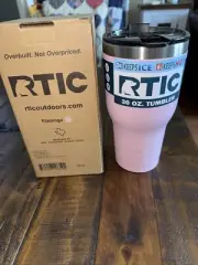 RTIC Flamingo Pink 30 Oz Tumbler New In Box