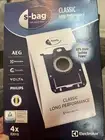 4 x ELECTROLUX GENUINE LONG PERFORMANCE S-BAG VACUUM BAGS PART E201S BAG