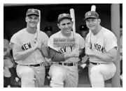 MICKEY MANTLE, YOGI BERRA, AND ROGER MARRIS NEW YORK YANKEES 5X7 PHOTO