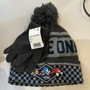 NWT BIOWORLD BIOWORLD Big Boys Sonic the Hedgehog Hat and Gloves Set OSFM