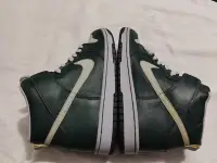 在飛比找Yahoo!奇摩拍賣優惠-（限時特賣 銀盒 老SB） 全新 NIKE DUNK HIG