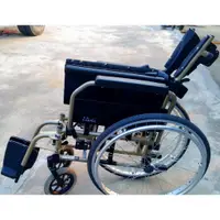 在飛比找蝦皮購物優惠-KARMA康揚 KM8520 鋁合金手動輪椅 座寬18吋