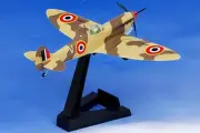 Easy Model 1/72 Spitfire Mk V RAF No.328 Sqn