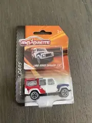 Majorette RACING 212084009 Land Rover Defender 110 CWS weiß, Defender Challenge