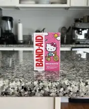 Hello Kitty Band-Aid 20 Assorted Sizes Adhesive Bandages Sealed Box