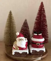 Coming-to-Town Tealight Holder Pair