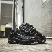 NEW Nike Vapormax Plus TN Dark Men's Shoes Free shipping