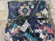 New With Tag Vera Bradley Plush Throw Blanket In Home To Hogwarts