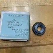 Makita Helical Gear 32 Pn: 221682-7