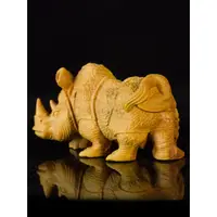 在飛比找蝦皮購物優惠-【現貨】實木木雕非洲三寶犀牛精緻擺件汽車裝飾家居飾品文玩工藝